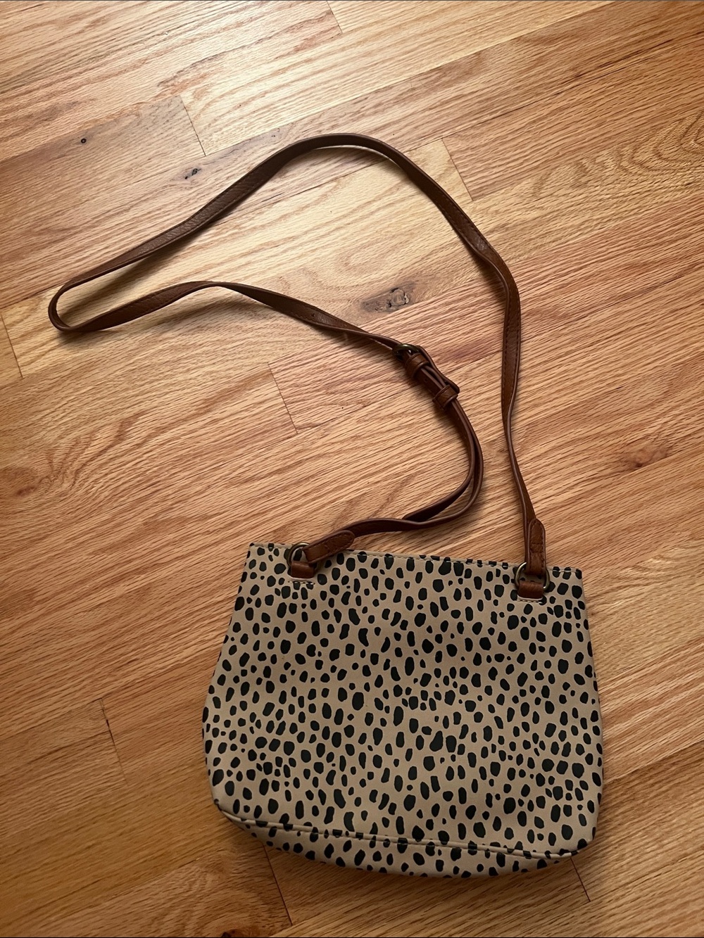 Universal Thread Tan and Black Cheetah Crossbody Bag
